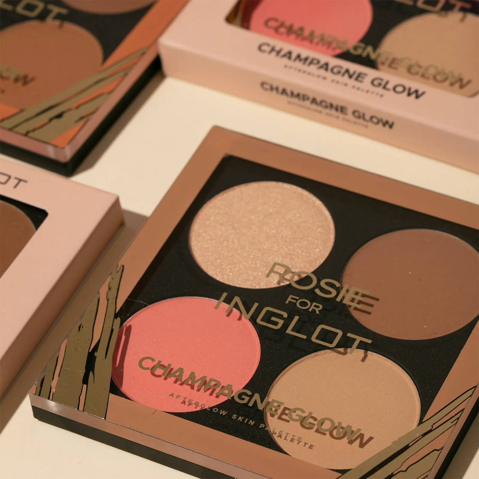 درباره خرید پالت صورت اینگلوت اصل،شامل رژگونه، برنزر و هایلایتر حرفه‌ ای